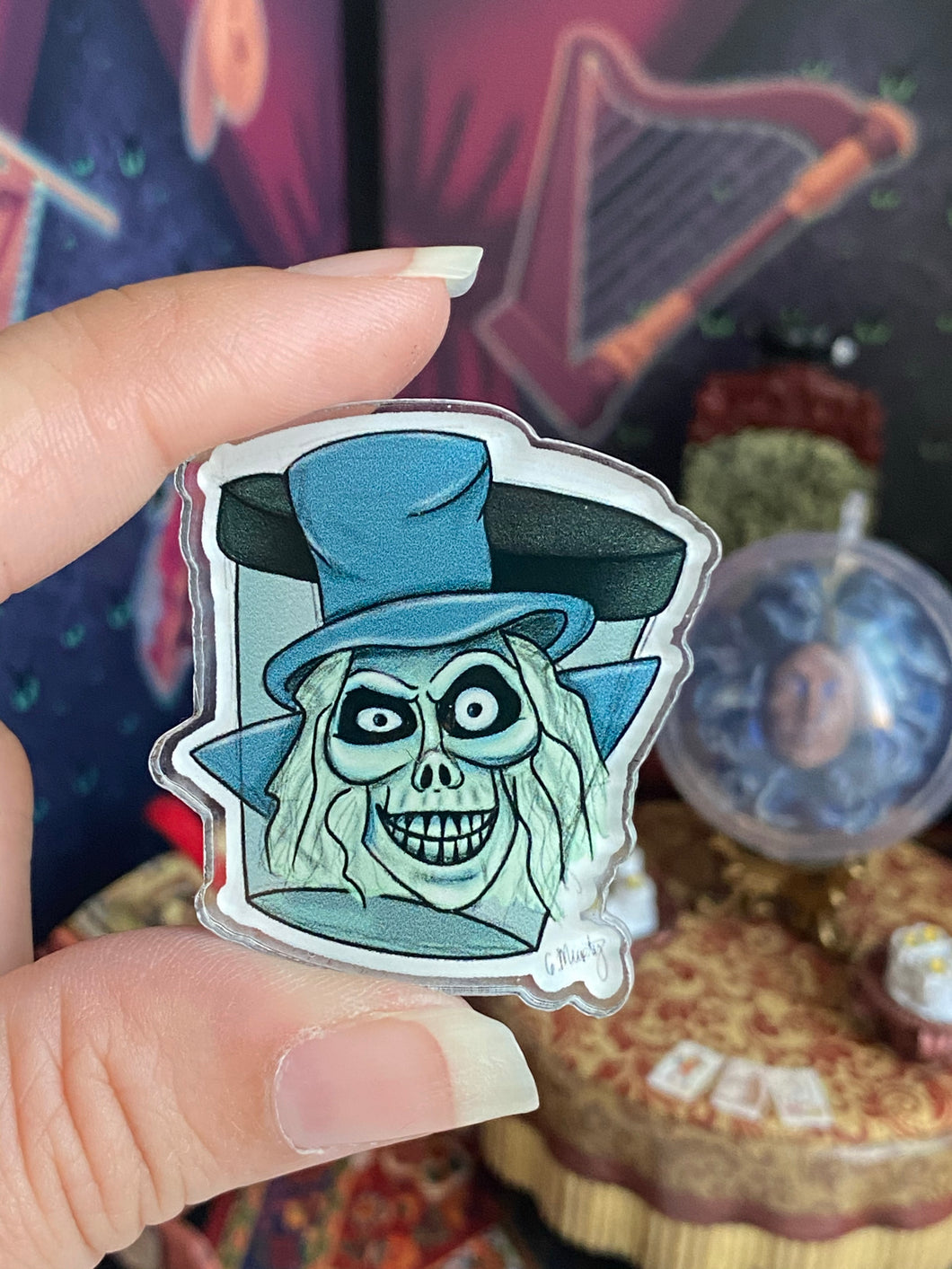 Hatbox Acrylic Pin